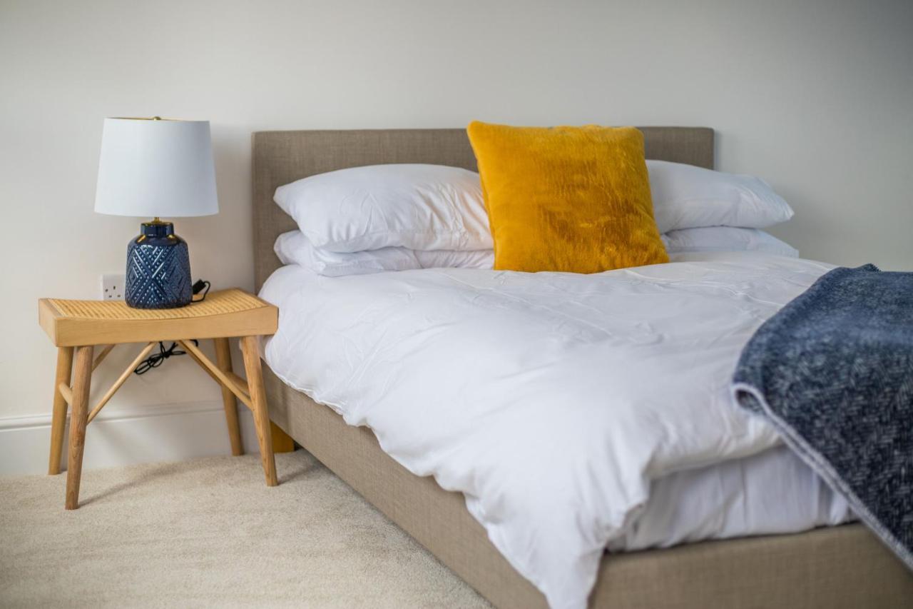 Amazing New 3 Double Bed House In Staple Hill! Lejlighed Bristol Eksteriør billede