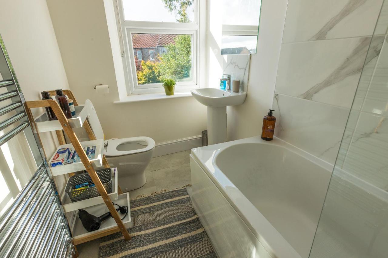 Amazing New 3 Double Bed House In Staple Hill! Lejlighed Bristol Eksteriør billede