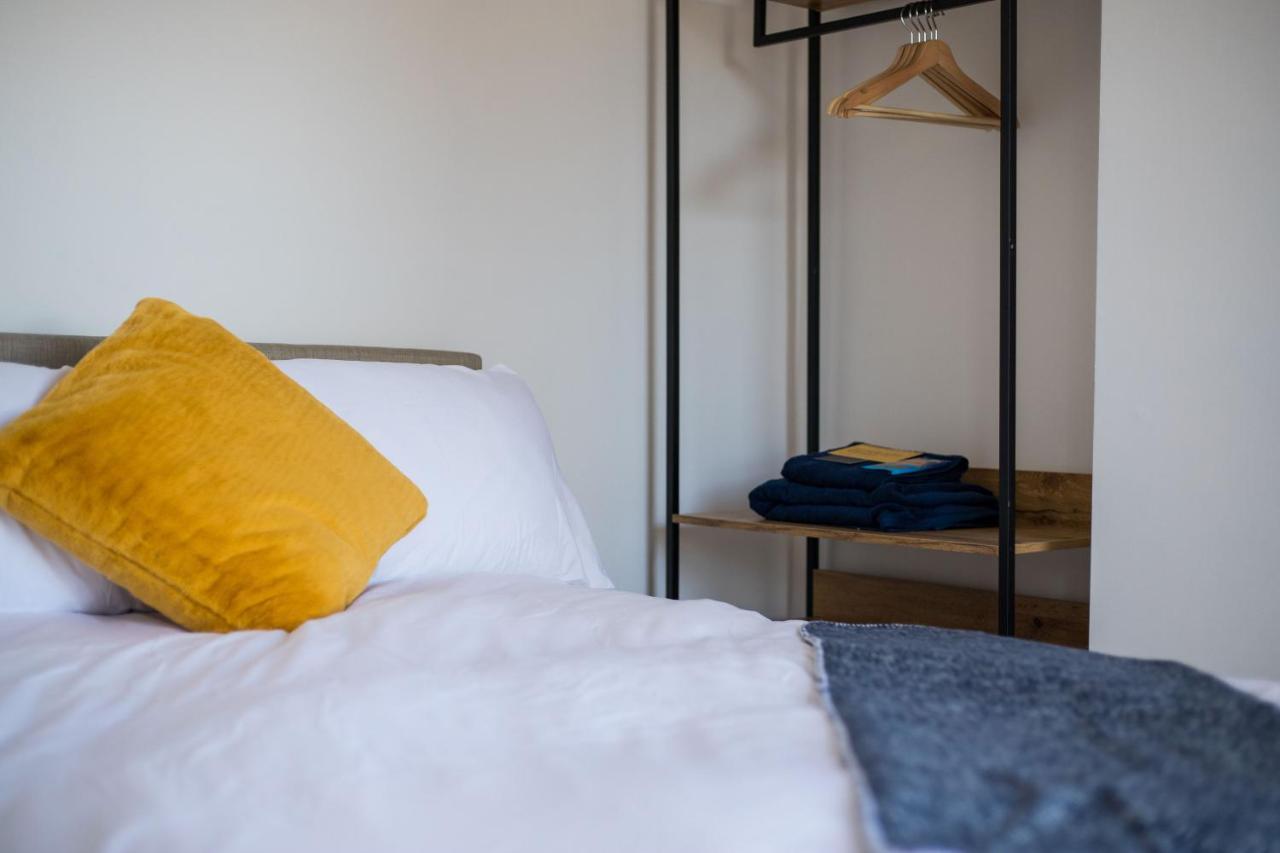 Amazing New 3 Double Bed House In Staple Hill! Lejlighed Bristol Eksteriør billede
