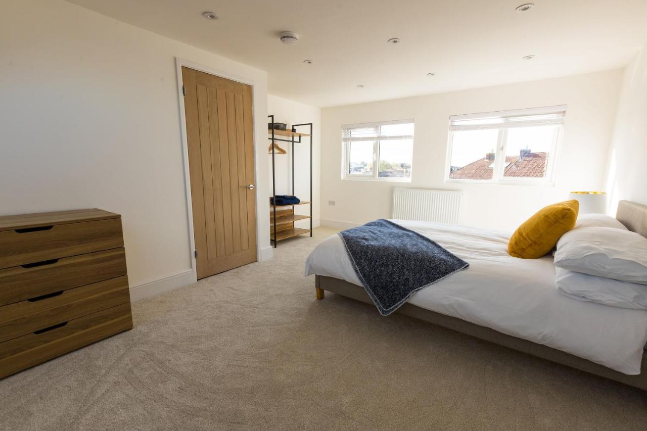 Amazing New 3 Double Bed House In Staple Hill! Lejlighed Bristol Eksteriør billede