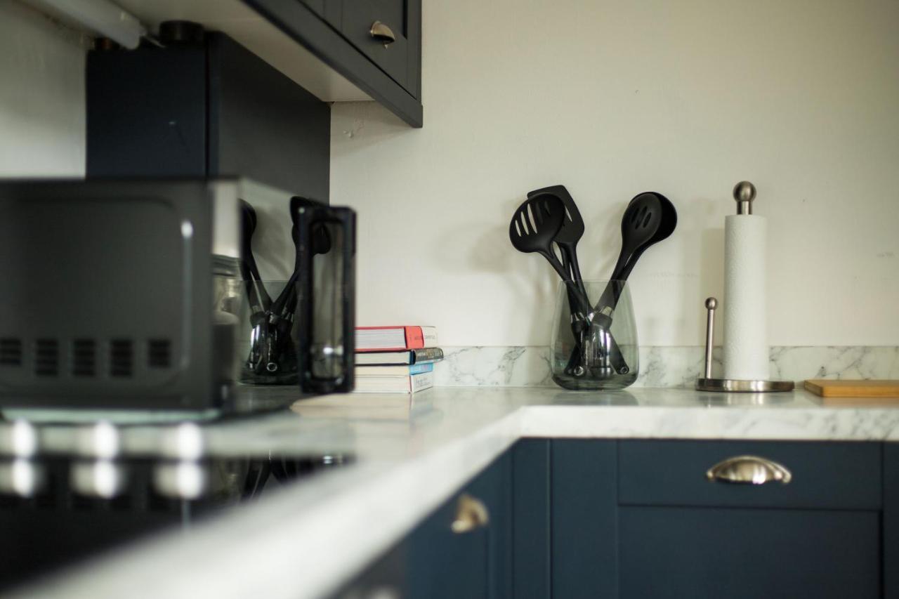 Amazing New 3 Double Bed House In Staple Hill! Lejlighed Bristol Eksteriør billede